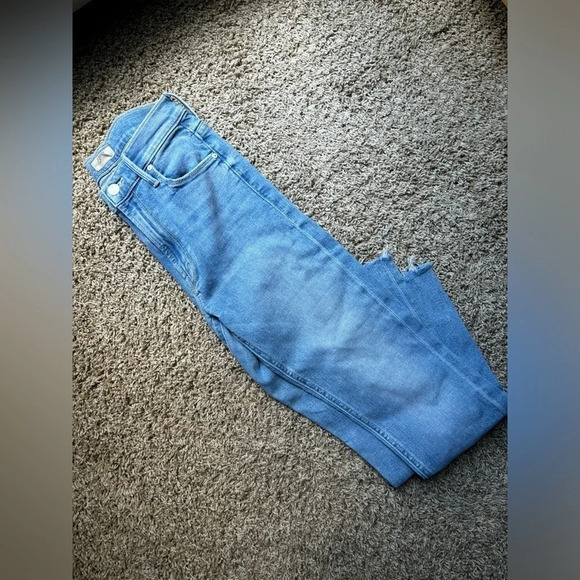 Mother The Mid Rise Dazzler Ankle Fray Reading by the Pool Size 26 - Picture 5 of 8